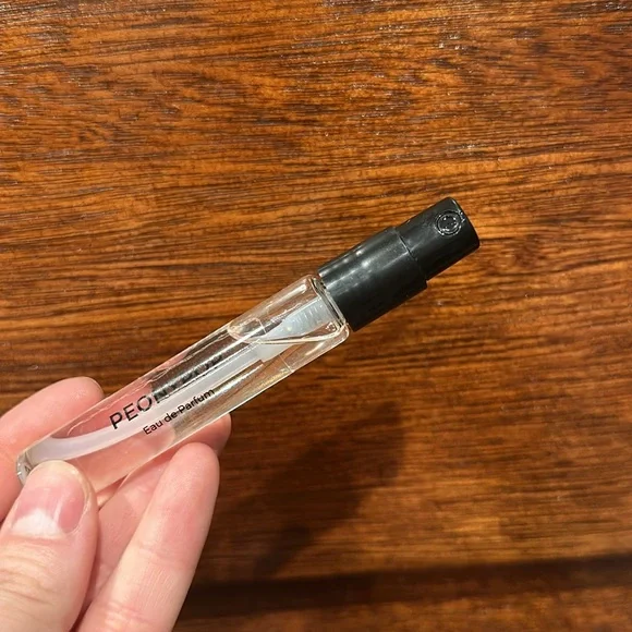 Perfume Hermética Paris Peonypop Eau Du Parfum 10ml travel size - Picture 3 of 4